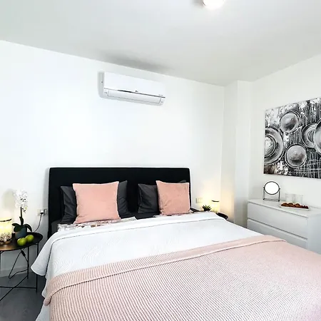 Апартаменты Paulmarie Atlantic View In Gigantes *