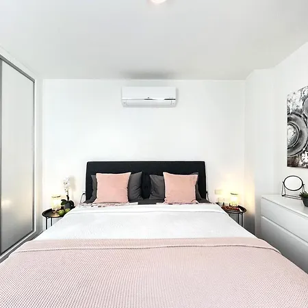 Paulmarie Atlantic View In Gigantes